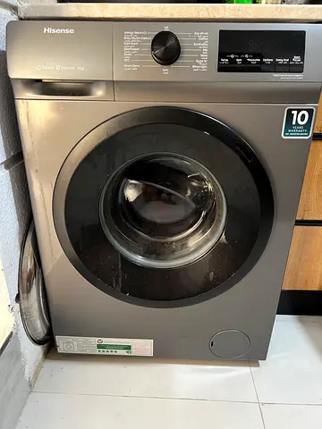 Hisense front-load washing machine (grey) - working condition