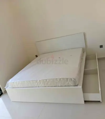 Ikea malam bed with ikea mattress Queen size 160x200cm bed