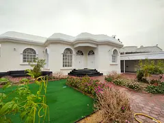 PRIVATE independent 4 BEDROOM VILLA WITH MAID ROOM AND CLOSE KITCHEN READY TO MOVE