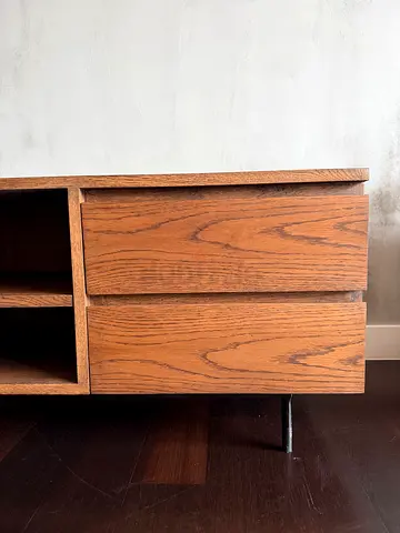 brown oak TV unit