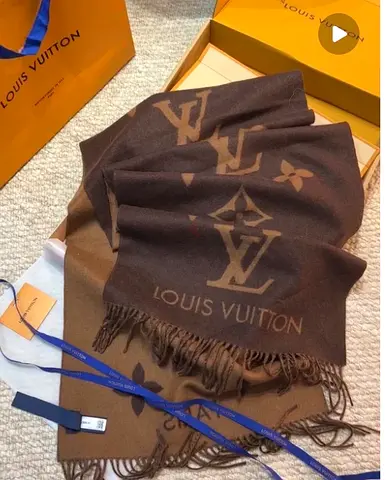 LV Scarf -100% cashmere Scarf 500AED original 2900AED