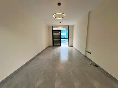 اطلاله مفتوحه | باركينج مجانا | بلكونه | خزائن بالحائط