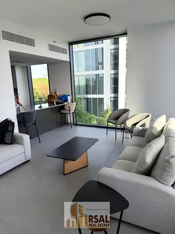 شقة مفروشة بالكامل غرفتين نوم / مبنى بوابة / الجادة وسط مدينة الشارقة