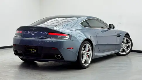 2015 Aston Martin VANTAGE — фото 4