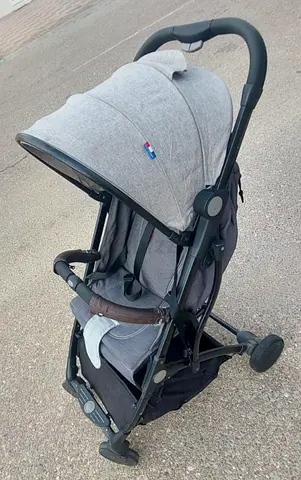 Stroller for baby , suitable for airplane cabin