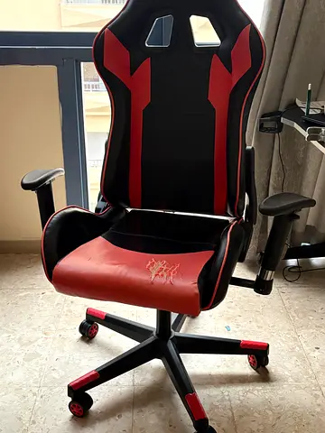 Red  Black Racing-Style Gaming/Office Chair — Adjustable, Used
