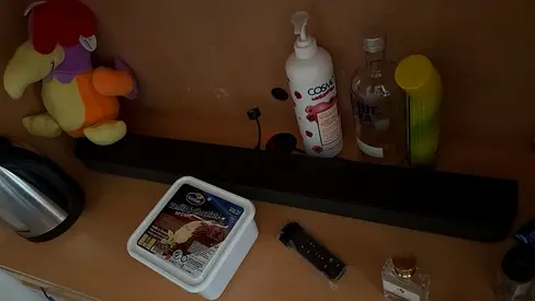 Compact soundbar with remote - good working condition