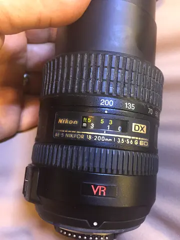 NIKON NIKKOR AF S 18-200 DX ED VR lens