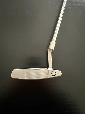 Bettinardi Studio Stock 18