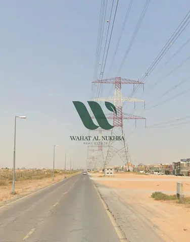 �✨ أرض تجارية للبيع في حي الدبدبة شمال - الشارقة ✨🏢
