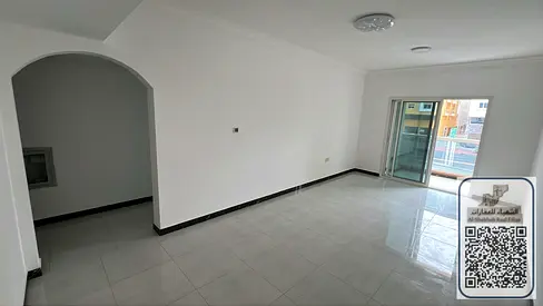 شقة غرفتين وصالة للإيجار السنوي في المويهات – عجمان، موقع مميز وقريب من جميع الخدمات والمرافق الحيوية.  تتكون الشقة من غرفتين نوم بمساحات مناسبة، منها