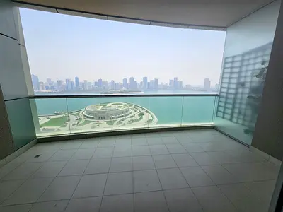 تكييف مجانا-باركن مجانا-4غرف وصاله-بلكونه باطلاله علي بحيره المجاز-جيم ومسبح مجانا-غرفه خادمه-6حمام-غرف ماستر-خزائن بالحائط--قريبه علي مخرج دبي