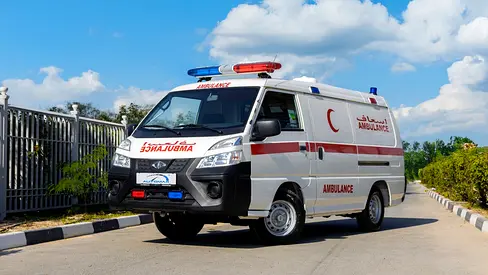 2025 CMC D260 Panel Van ( AMBULANCE )2.4L RWD GCC 0Km With 3 Years Or 100,000 Km Warranty