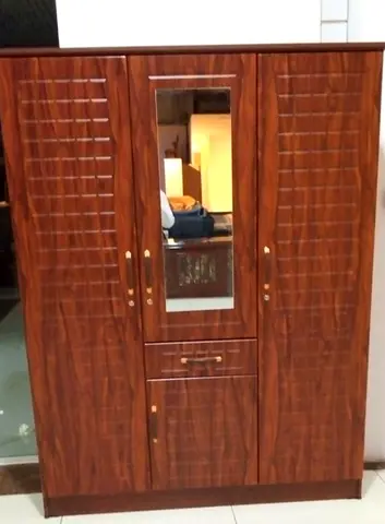 Urgent selling 3door Cupboard