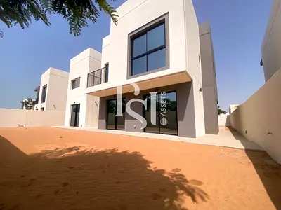 Next To Corner Unit | Single Row | Elegant Villa