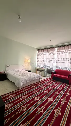 ELEGANT FULLY FURNISHED READY TO MOVE PREMIUM BEDROOM NEAR ELECTRA