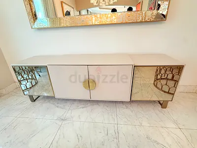 White mirrored entertainment unit (TV cabinet) - used, good condition