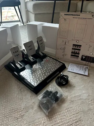 Thrustmaster 3‑pedal racing set - metal pedals