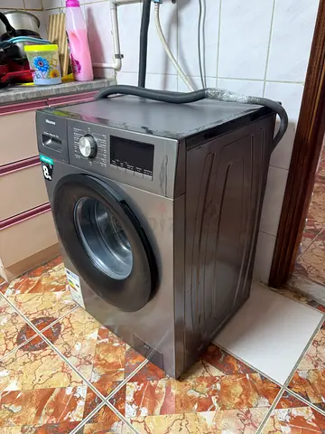 Hisense 8 kg front loading Washing Machine