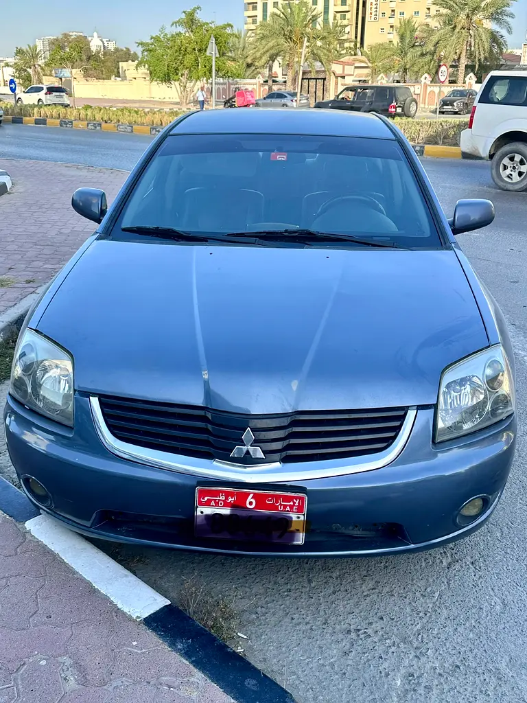 Mitsubishi Galant 2008 — photo 1 of 4