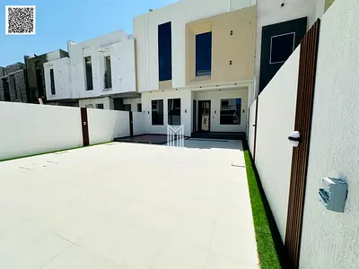 للبيع فيلا في الياسمين موقع مميز قريب من شارع محمد بن زايد شامل الرسوم التسجيل