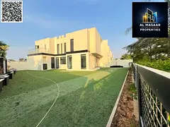 Corner villa, 6200 sq ft, price includes electricity, water, and air conditioning, ready for immedia