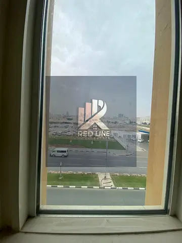 للإيجار السنوي شقة غرفة وصالة في ميسلون أول ساكن مع بلكونة.