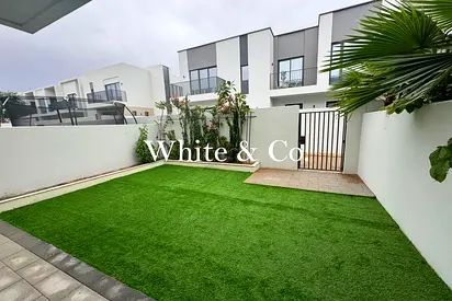 Private Garden | Type B | Modern Features
