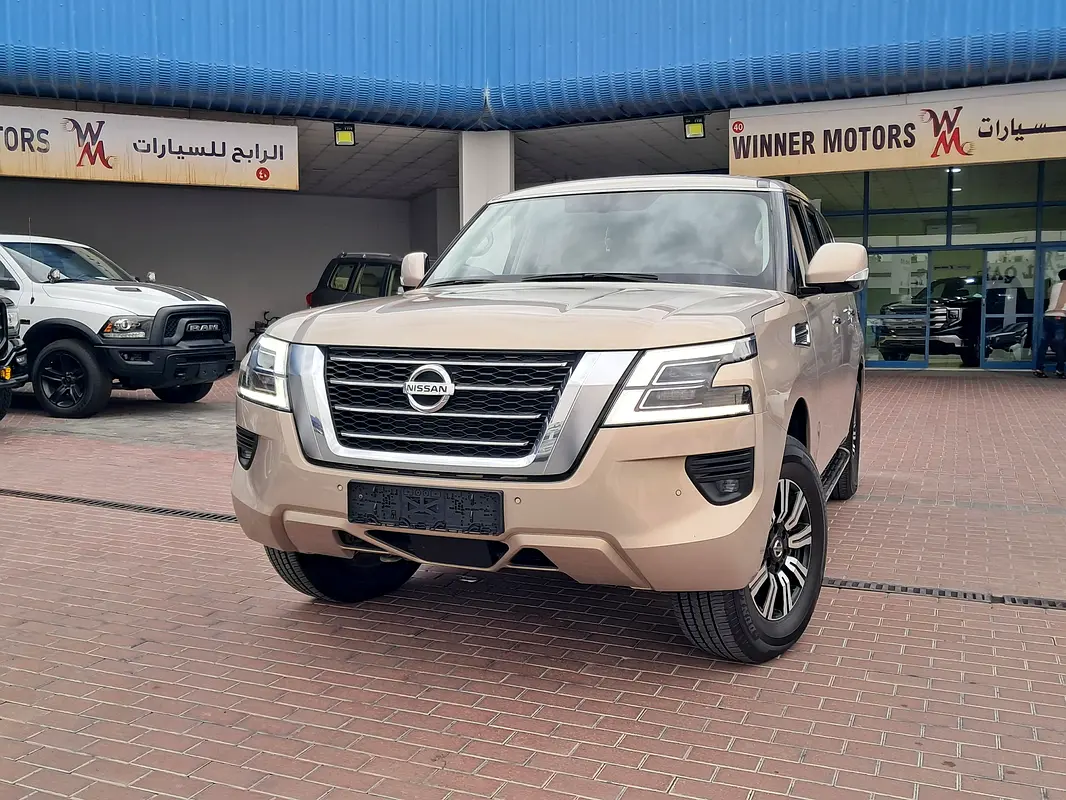 Nissan Patrol 2021 — photo 1 of 20