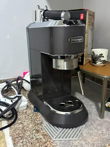 Delonghi coffee espresso machine