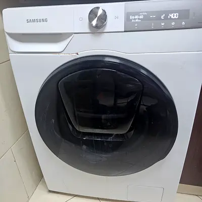 Samsung wash machine with dryer