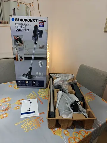 Blaupunkt Powerforce Extreme Cordless Vacuum 22V Stick Vacuum Strong Suction LED Brush