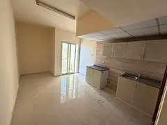 Studio apartment for annual rent in Al Rawda 1, Ajman. Central air conditioning. Maintenance include