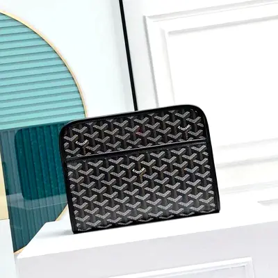Goyard men pouch 👝