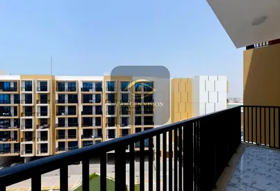 Distress Deal Studio New Marina Al Hamra Residence
