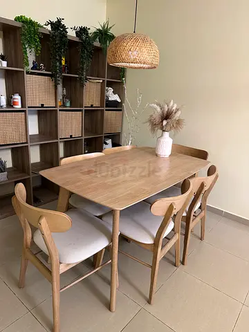 6-seater light oak dining set — Scandinavian style.  Immaculate condition. Packed and ready to move.