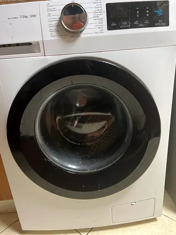 Used Washing Machine in Good Condition under warranty