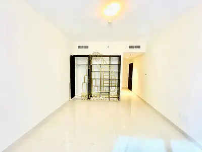 Modern 1BHK | All Amenities | Gym & Pool | Close Metro
