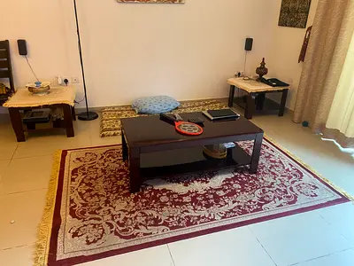 Coffee and tea table, side tables and Carpet