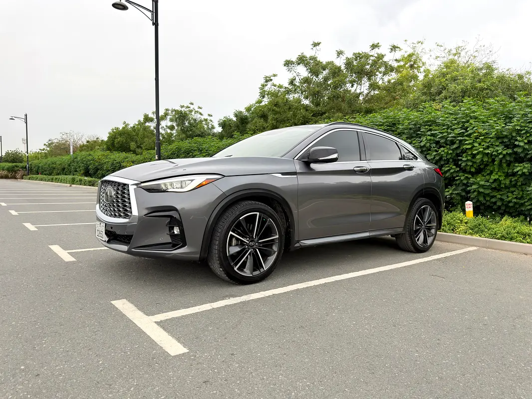 Infiniti QX55 2023 — photo 1 of 17