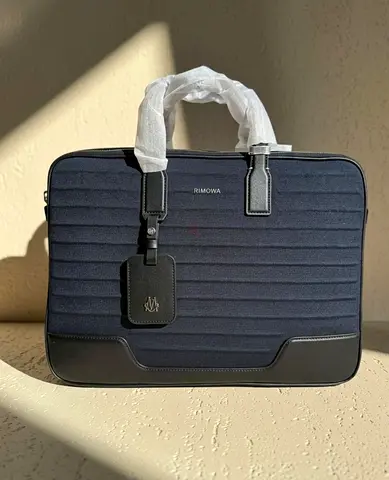 Rimowa briefcase 💼