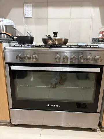 Gas cooker and oven for sale