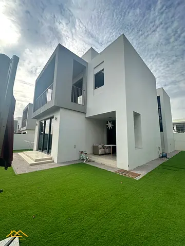 3BR Sidra 1 Villa | Private Garden View | Family Layout