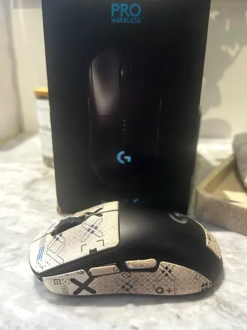 Logitech G Pro Wireless gaming mouse — used, good condition can remove sticker