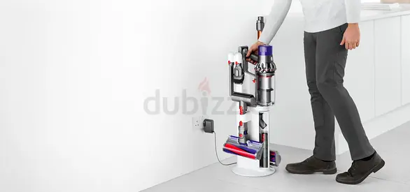Almost new Dyson V10 dock station with all accessories