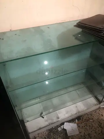 Glass counter