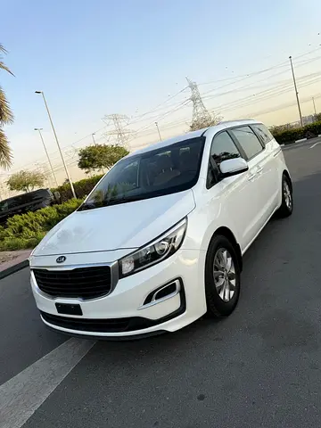 2019 Kia Grand Carnival - GCC Specs