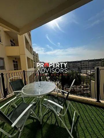 Spacious Upgraded 3BR | Green Views | End June