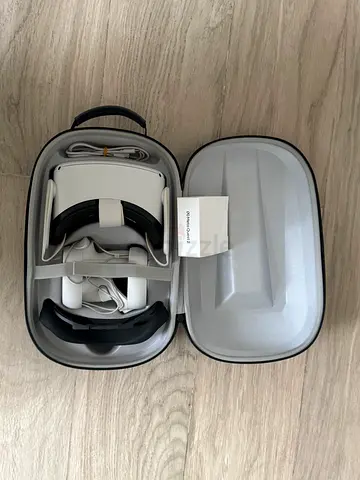 Oculus Quest 2 256GB – Very Good Condition – All Accessories Included