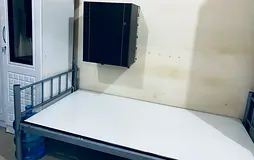 Bed Space Available in Studio Flat Dhs 850 in Bur Dubai